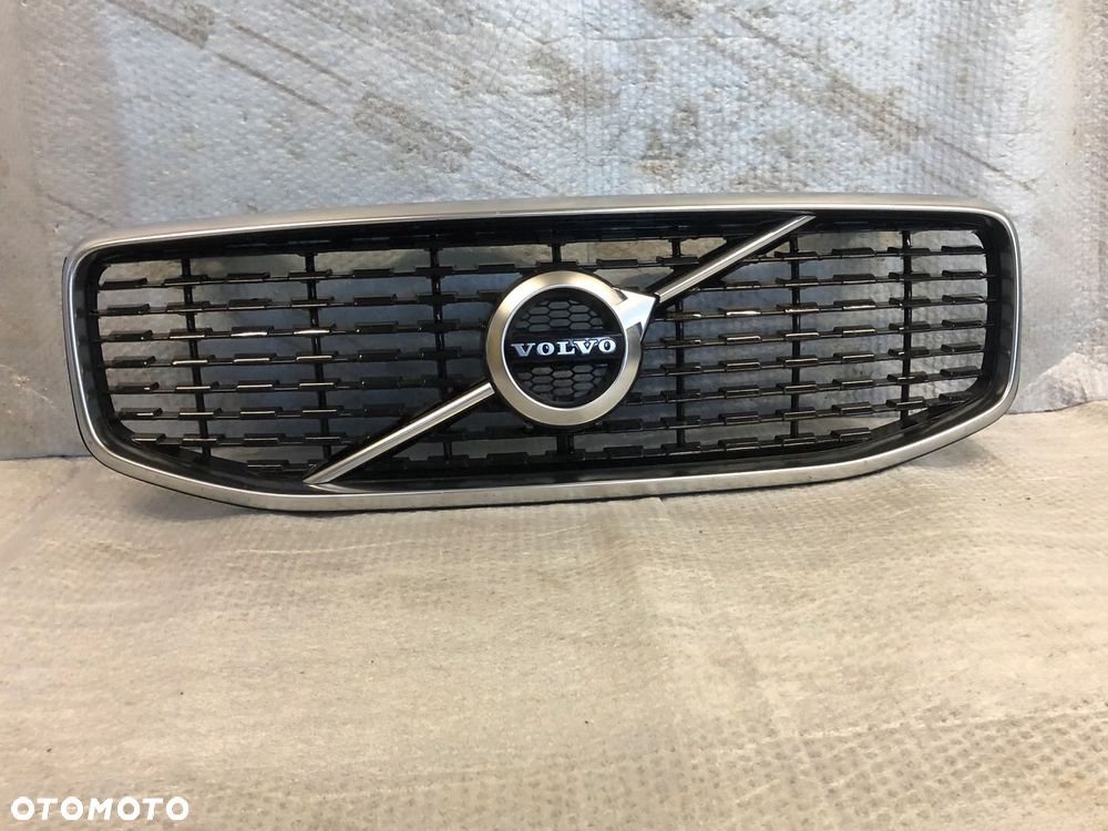 ATRAPA GRILL VOLVO XC60 II R-DESIGN