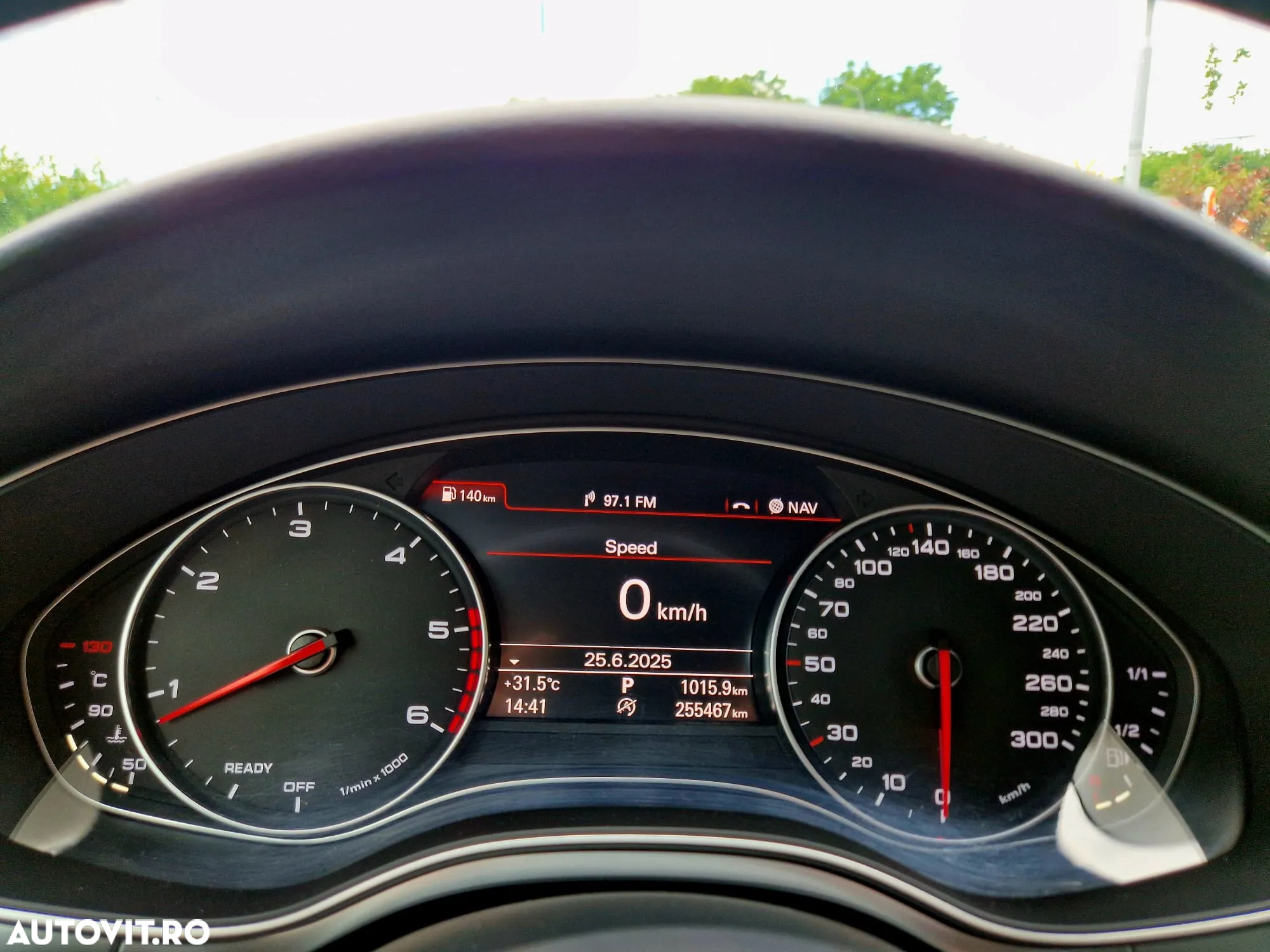 Audi A6 Avant 3.0 TDI quattro S tronic - 13