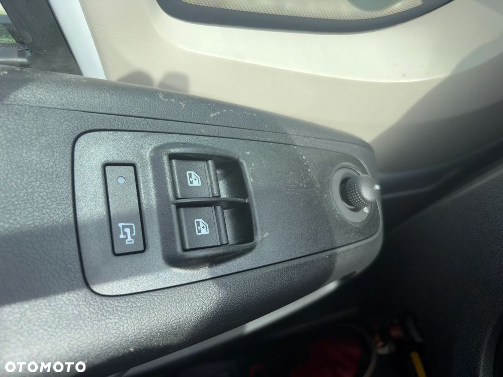 Opel Movano L4H2 140KM - 23