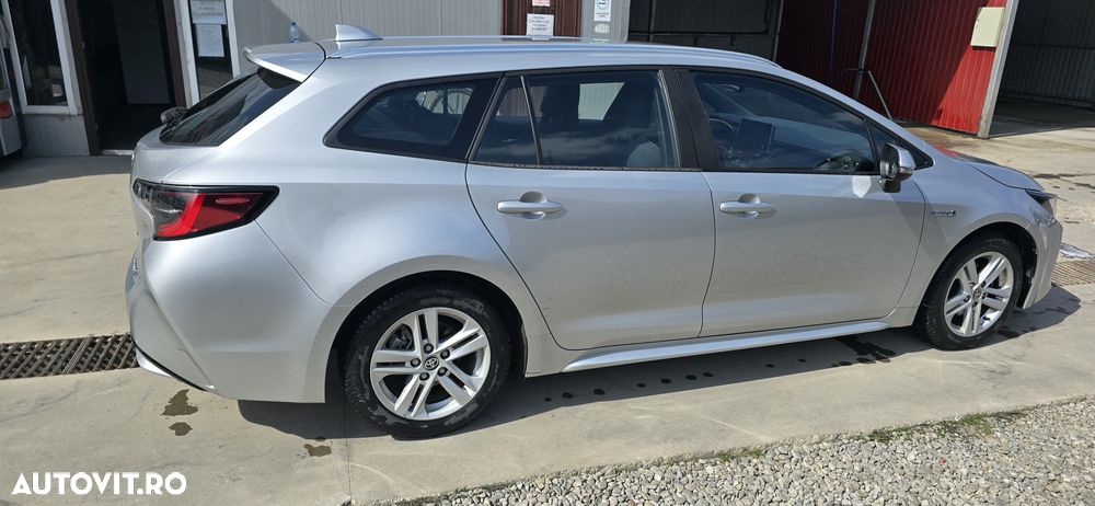 Toyota Corolla 1.8 HSD Dynamic - 6