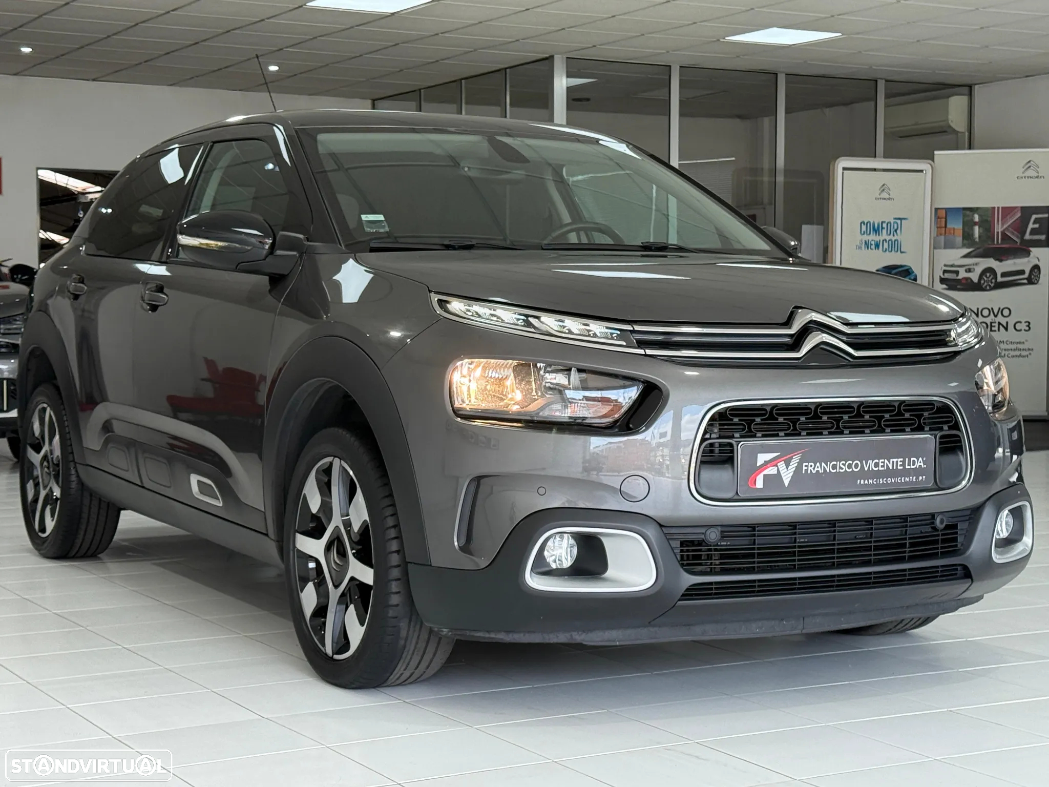 Citroën C4 Cactus 1.2 PureTech Shine - 3