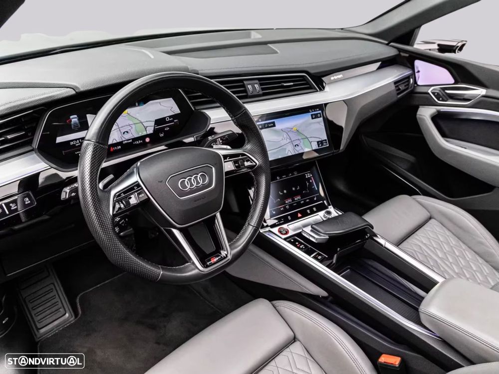 Audi e-tron Sportback - 13