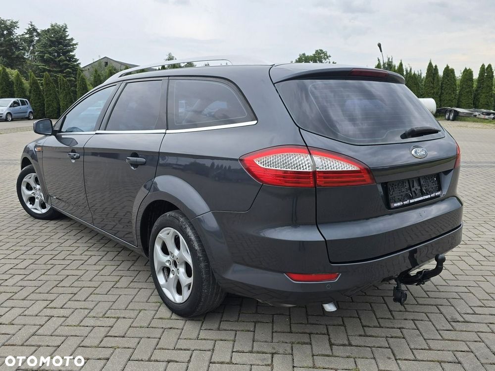 Ford Mondeo - 12