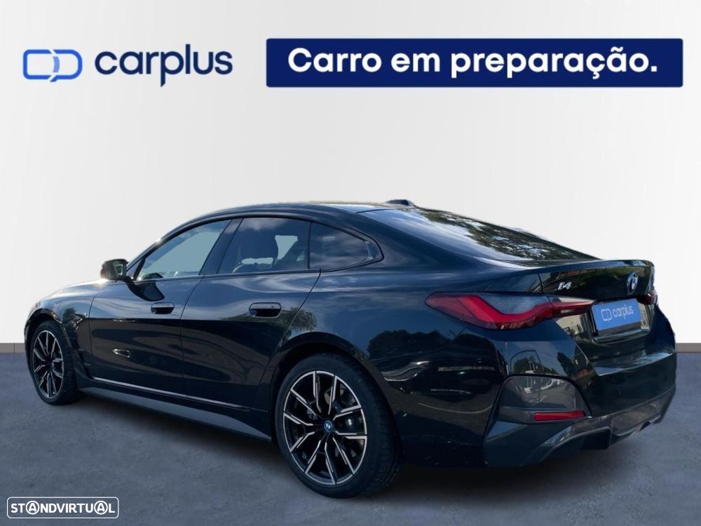 BMW i4 eDrive40 Desportiva M - 2