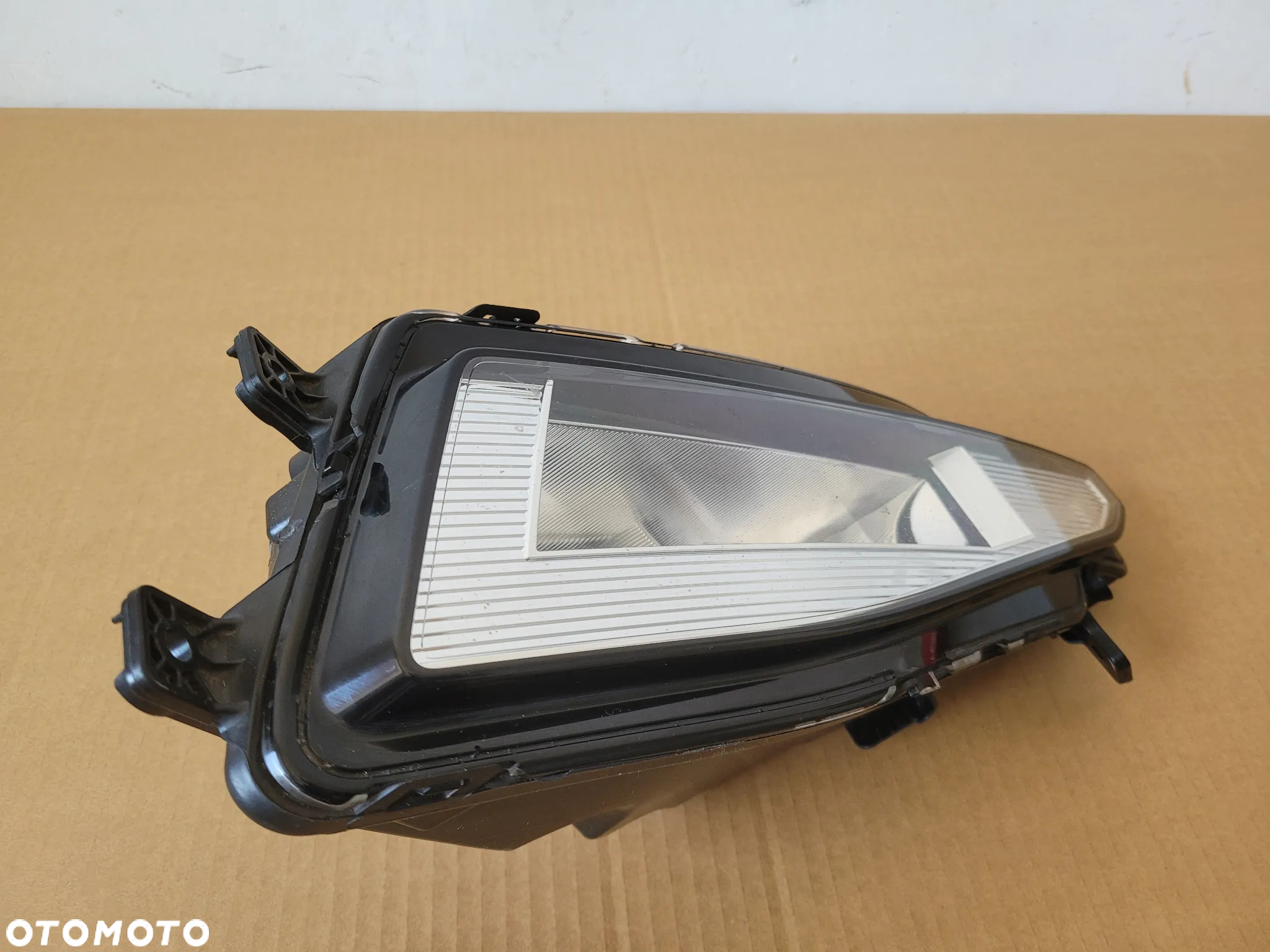 HALOGEN LED PRAWY PRZÓD VW PASSAT B8 LIFT 3G0941700 - 11