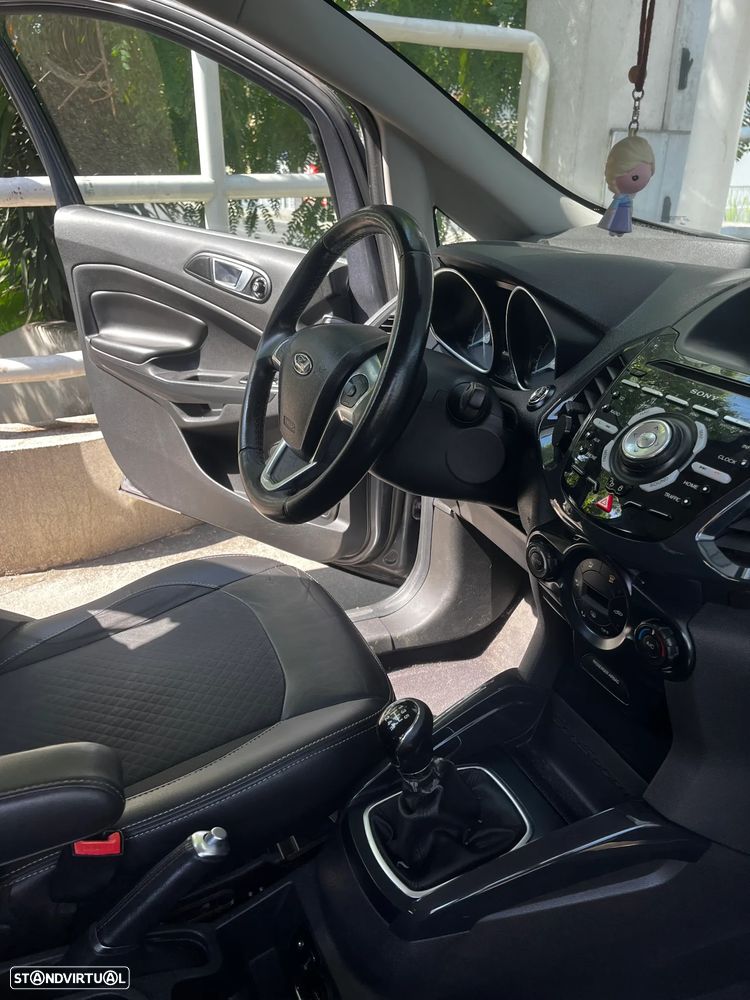 Ford EcoSport - 6