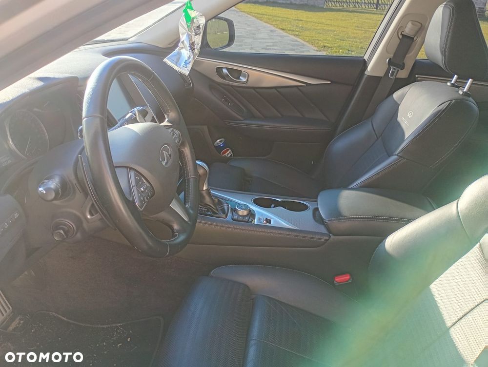 Infiniti Q50 - 7