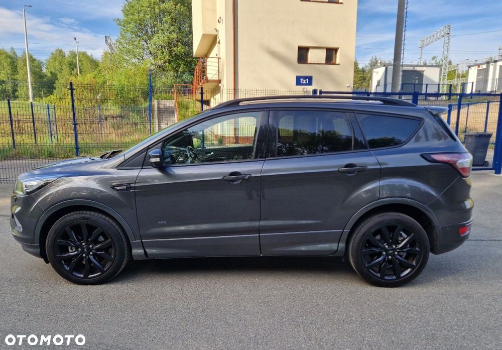 Ford Kuga 2.0 TDCi 4x4 ST-Line - 4