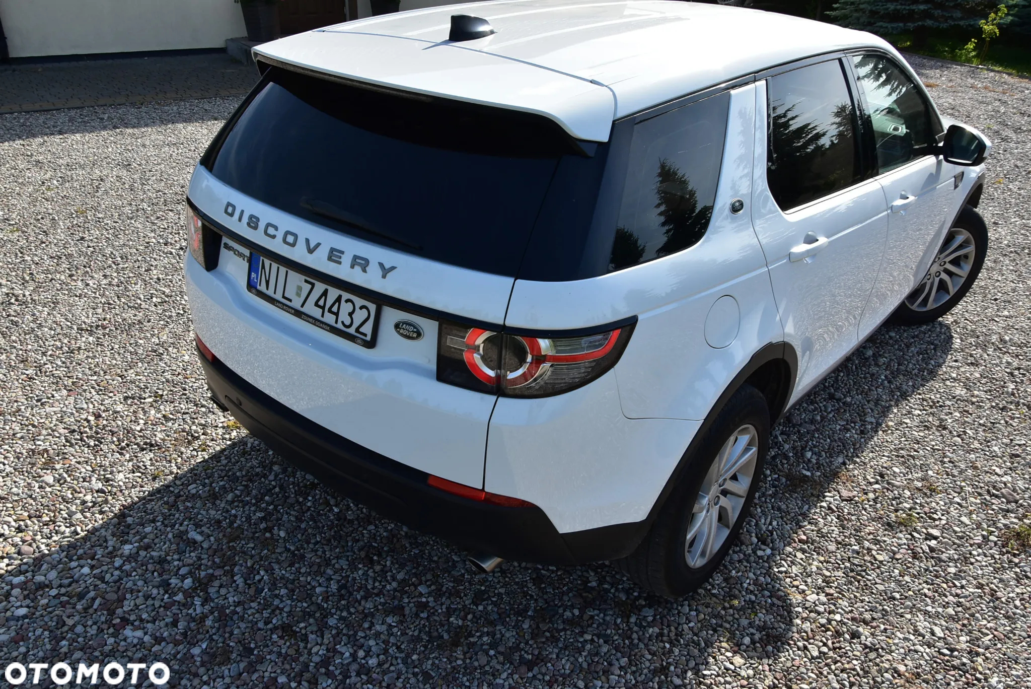Land Rover Discovery Sport 2.0 TD4 HSE Luxury - 24