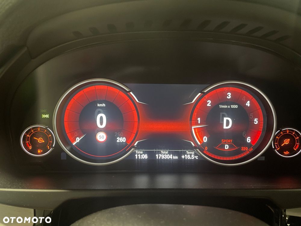 BMW X5 xDrive30d Sport-Aut - 17