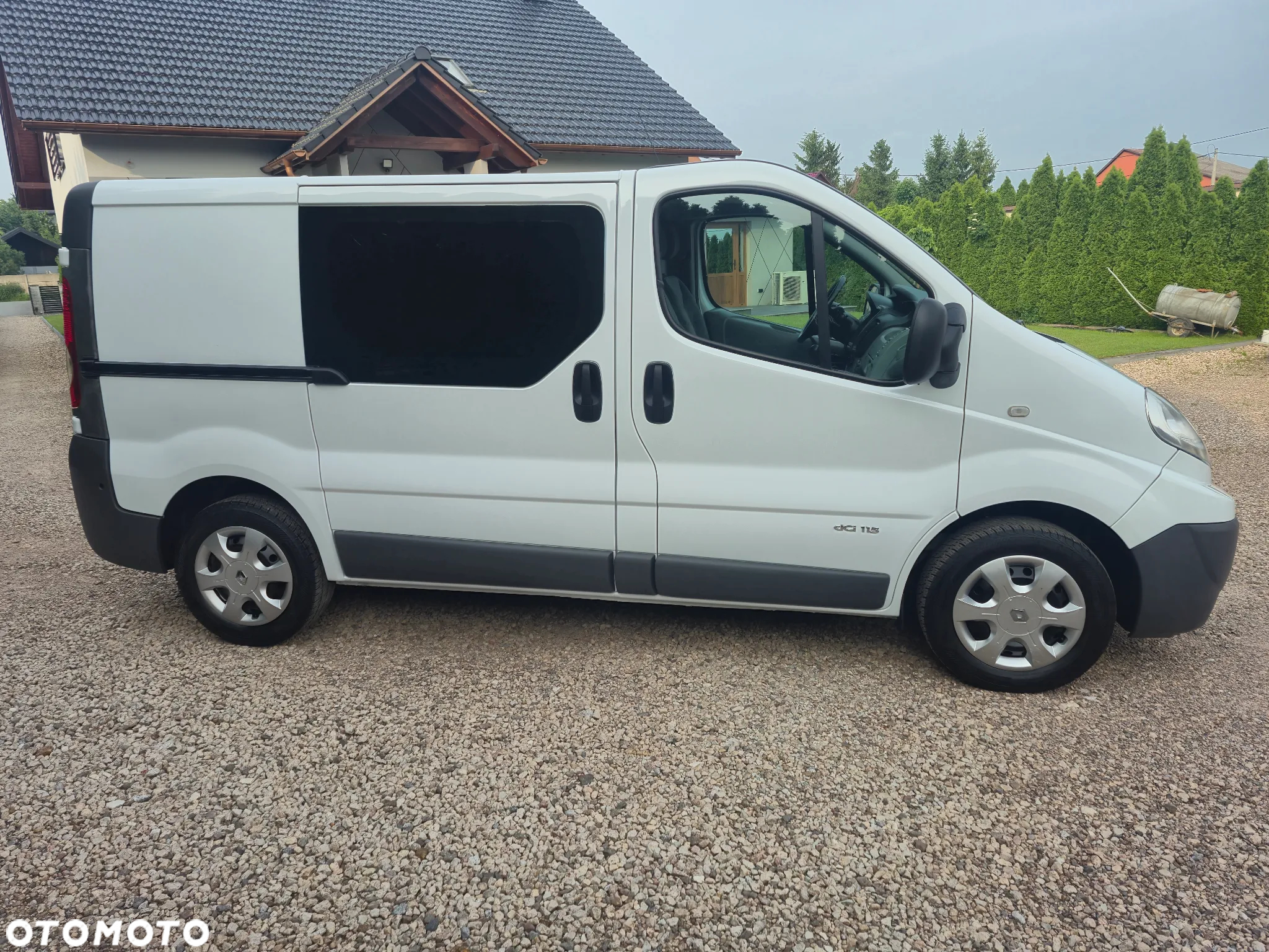 Renault Trafic - 8