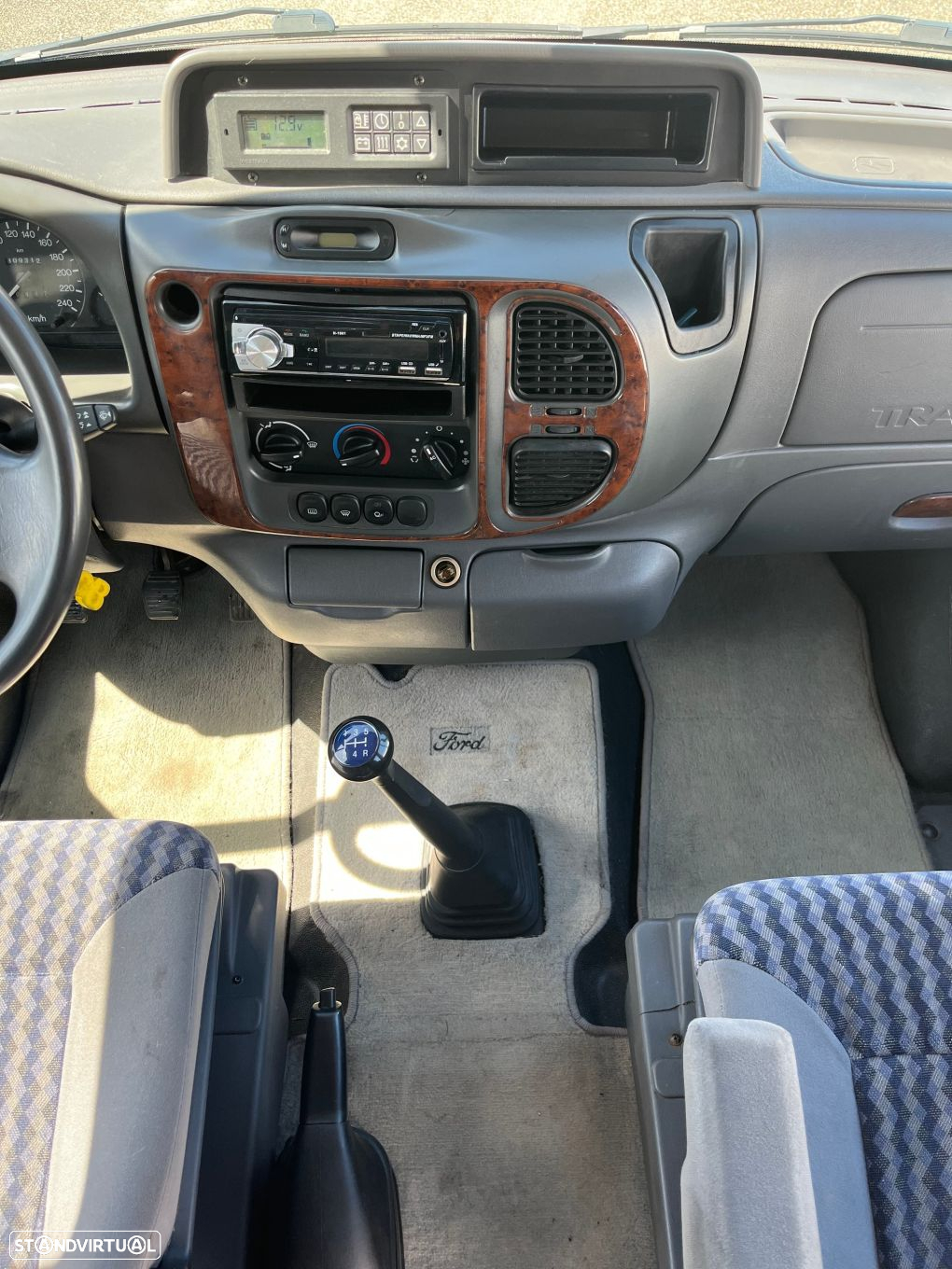 Ford Transit Outro - 20