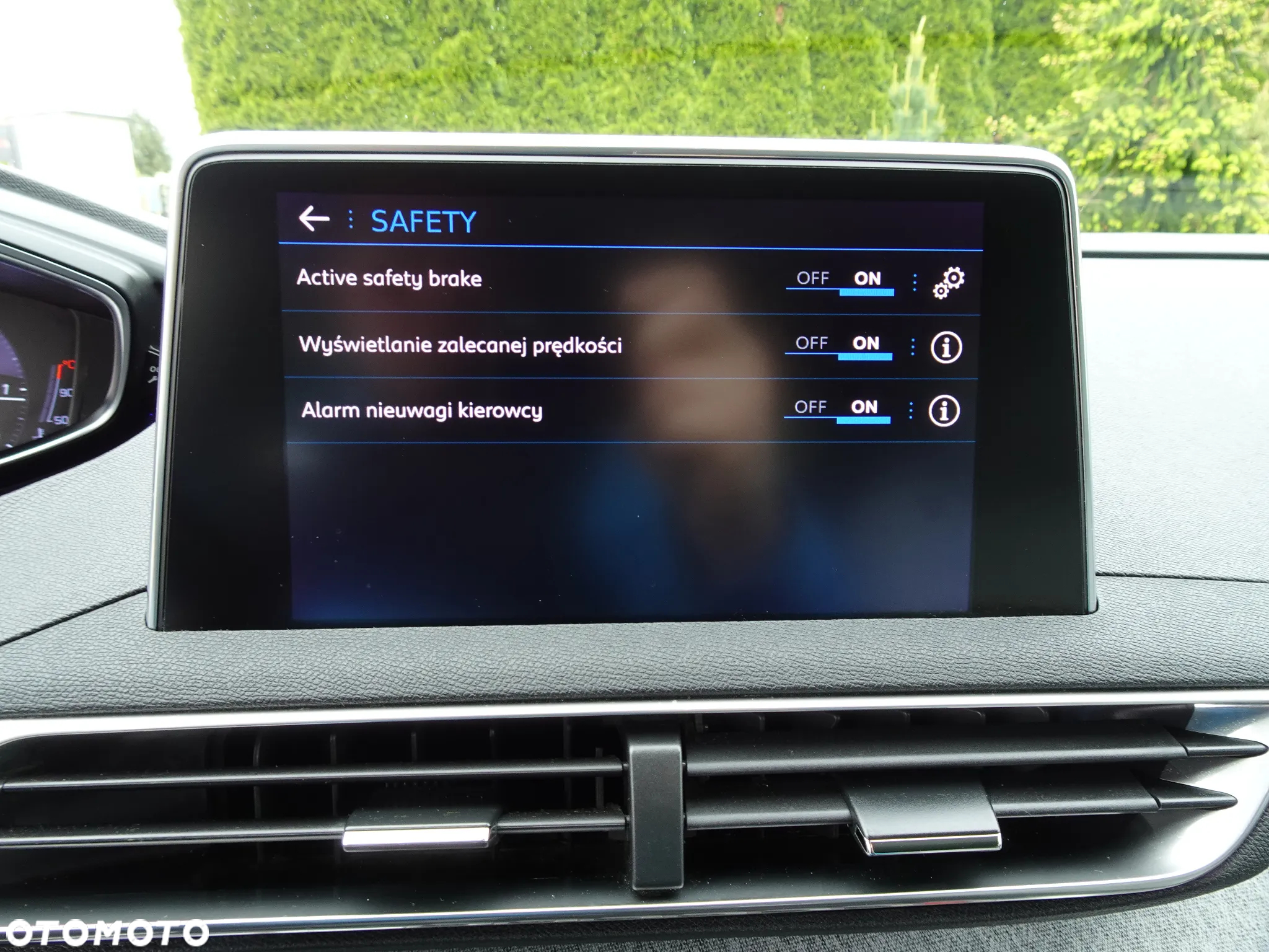 Peugeot 3008 1.5 BlueHDi Allure S&S - 33