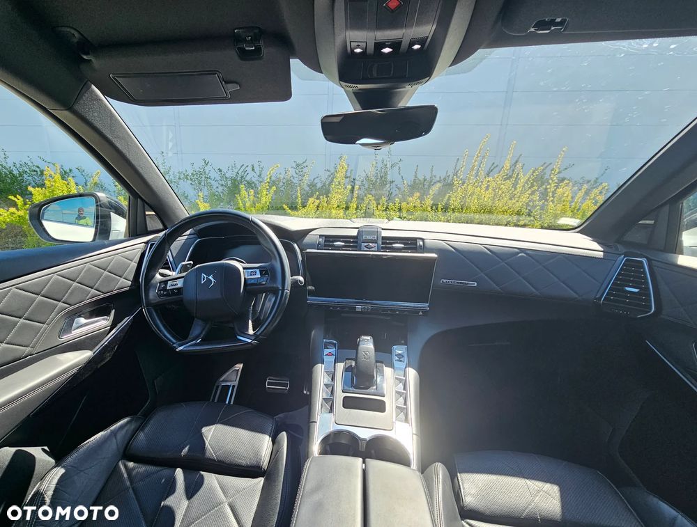 DS Automobiles DS 7 Crossback - 11
