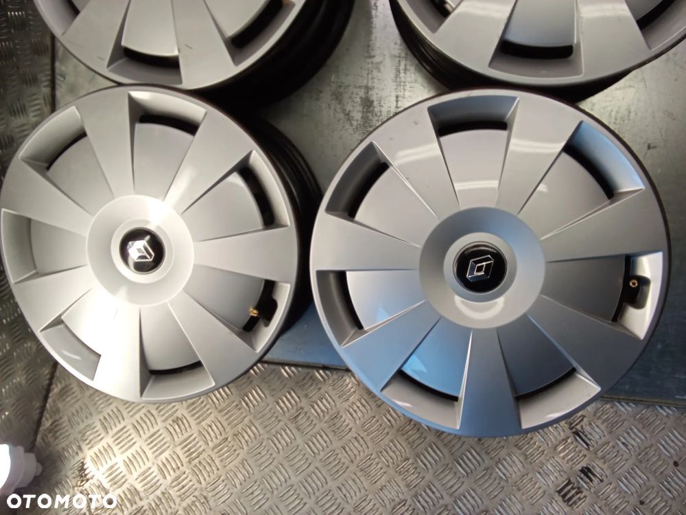 Felgi Renault Megane Laguna Captur Kadjar 6,5Jx16 et32 5x114,3 - 4