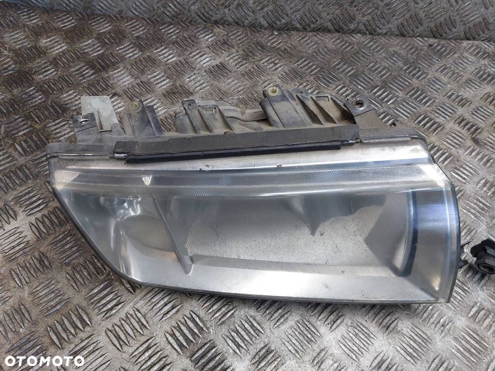 LAMPA LEWY PRZÓD + PRAWY PRZÓD SKODA FABIA I EU EUROPA HELLA - 2