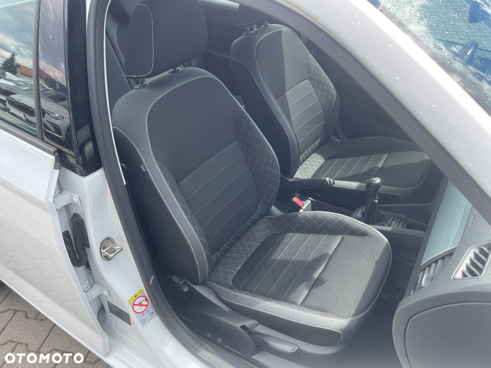 Skoda Fabia 1.0 TSI Ambition - 25