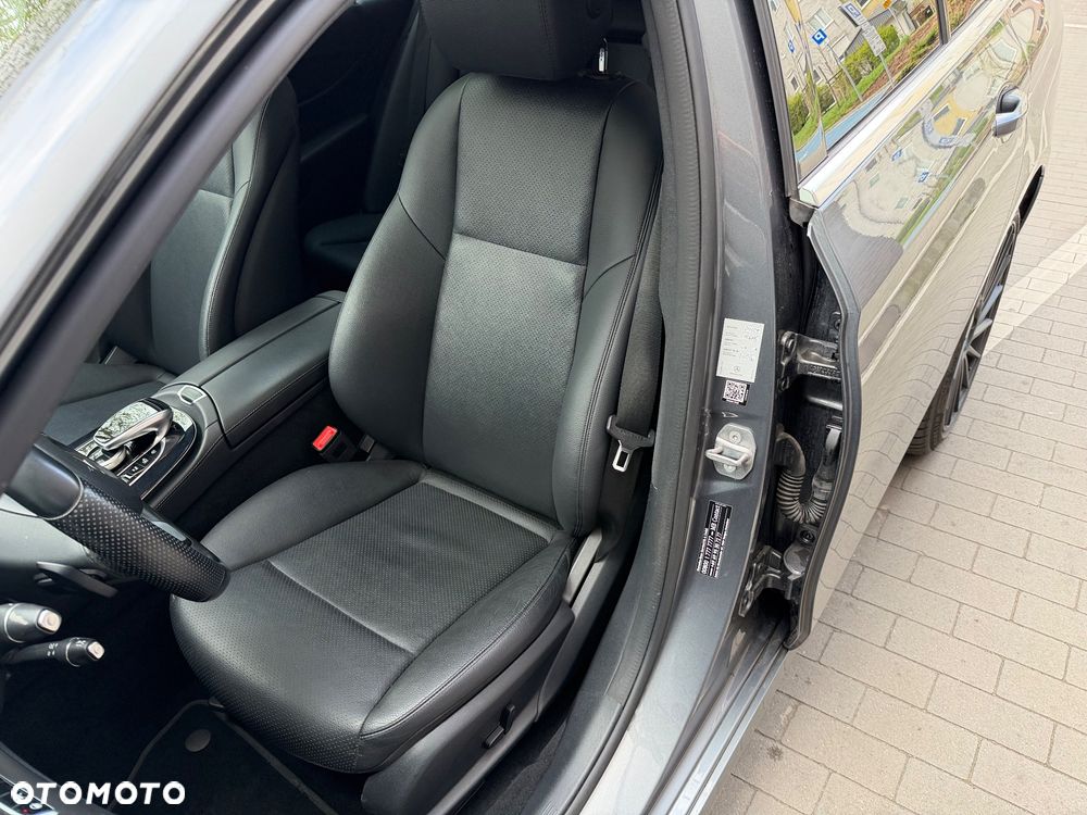 Mercedes-Benz Klasa E 200 CGI BlueEFFICIENCY Automatik Avantgarde - 21