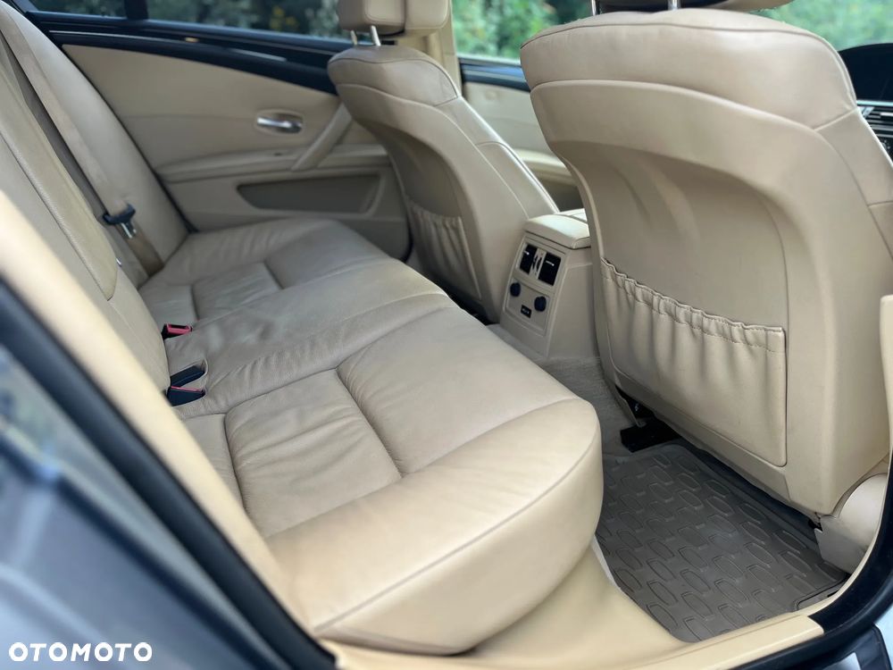 BMW Seria 5 - 11
