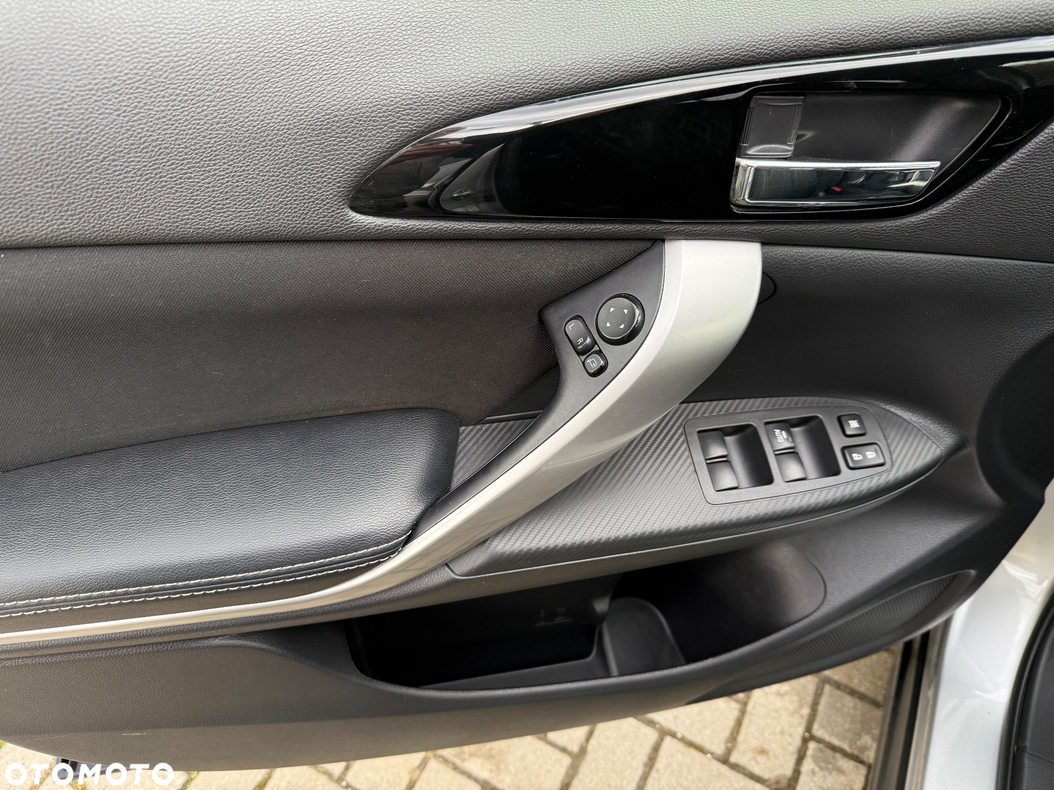 Mitsubishi Eclipse Cross - 15