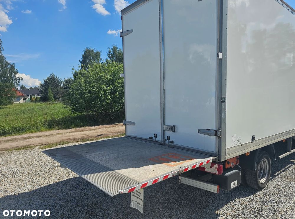 Mercedes-Benz SPRINTER - 11