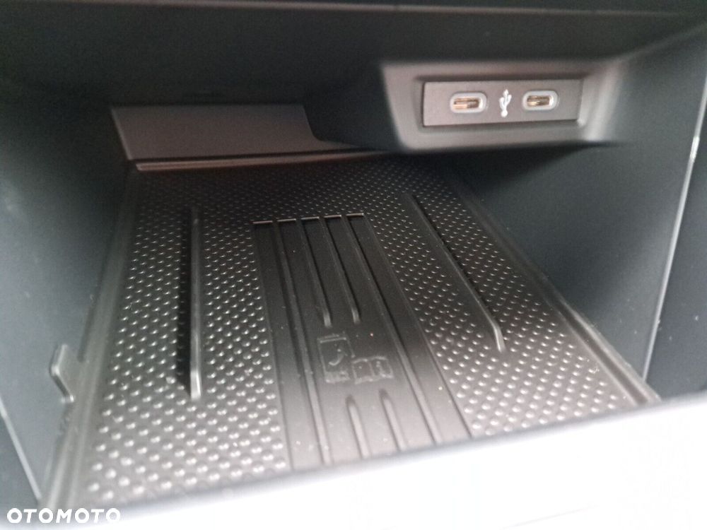 Volkswagen Polo 1.0 TSI Edition 50 DSG - 41