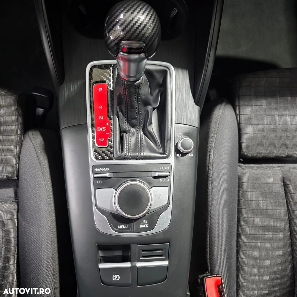 Audi A3 1.6 TDI (clean diesel) S tronic Ambiente - 13