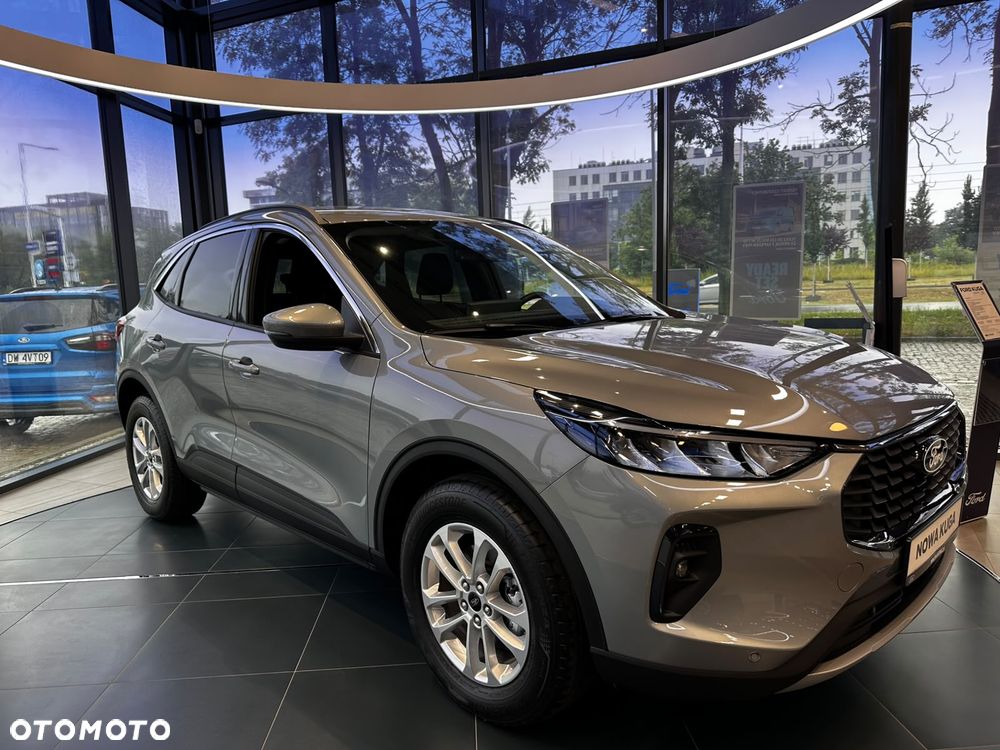 Ford Kuga 2.5 FHEV FWD Titanium - 5