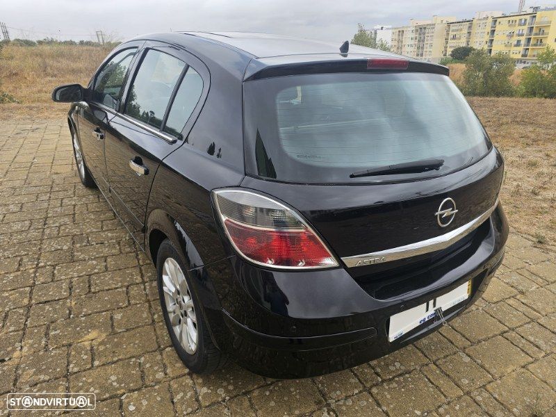 Opel Astra 1.6 Auto Edition - 28