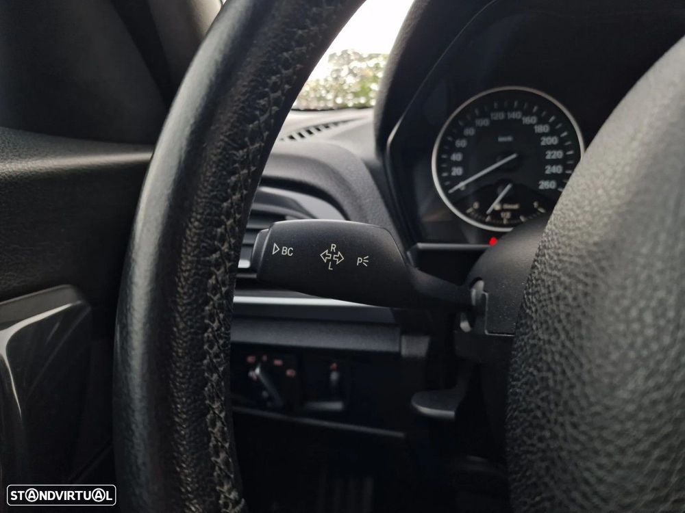 BMW 116 d Line Urban Auto - 20