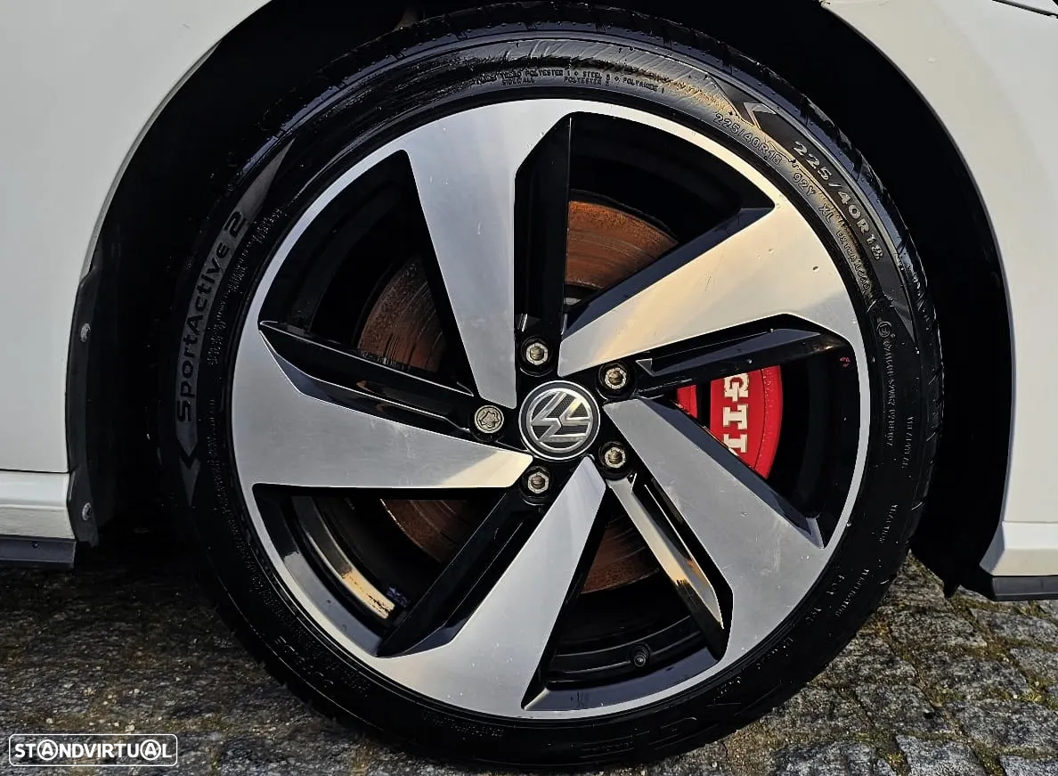 VW Golf 2.0 TSI GTI Performance - 18