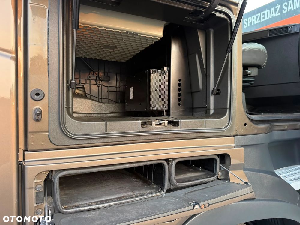 Volvo FH/500/EURO6/SKÓRY/NAVI/XENON/SPROWADZONY Z DE - 19