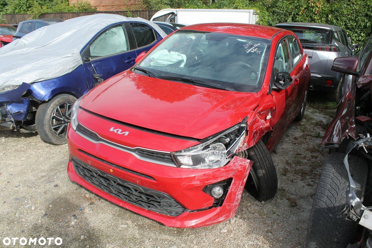 Kia Rio - 1