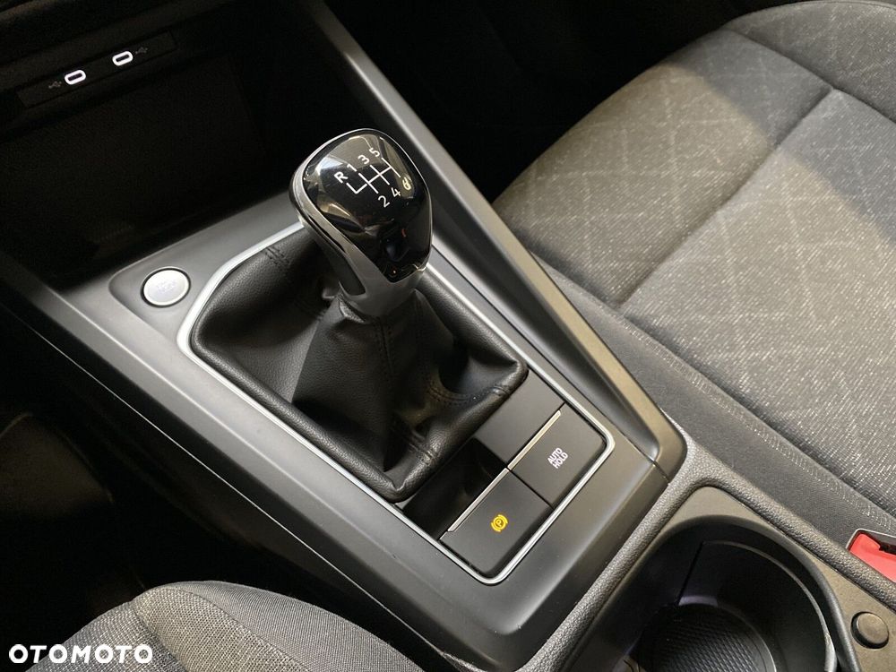 Volkswagen Golf - 12