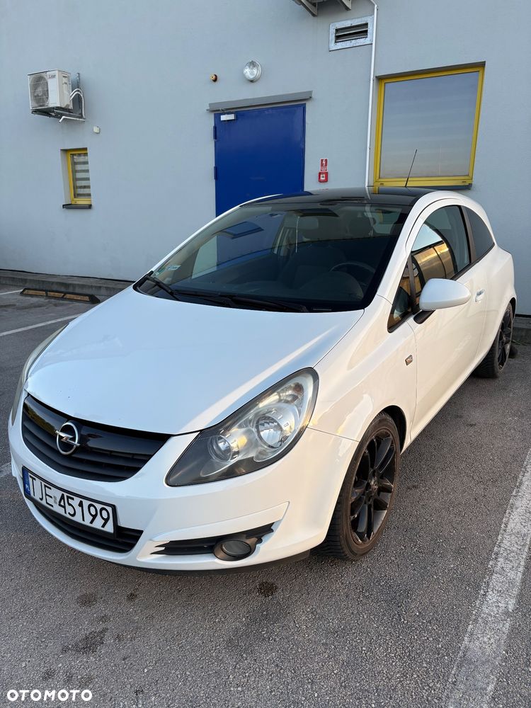 Opel Corsa 1.4 16V Color Edition - 1