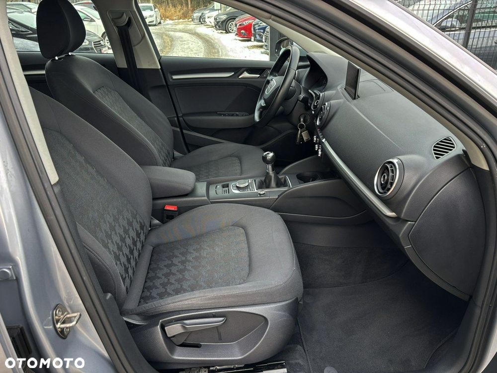 Audi A3 Sportback 1.4 TFSI Attraction - 31