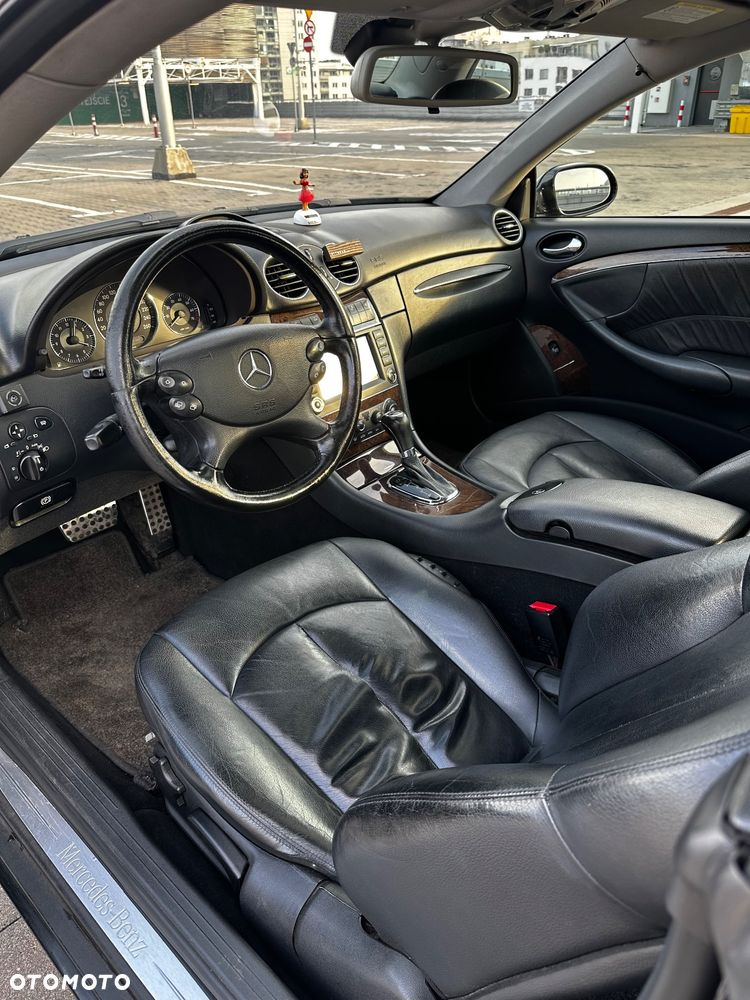 Mercedes-Benz CLK - 16