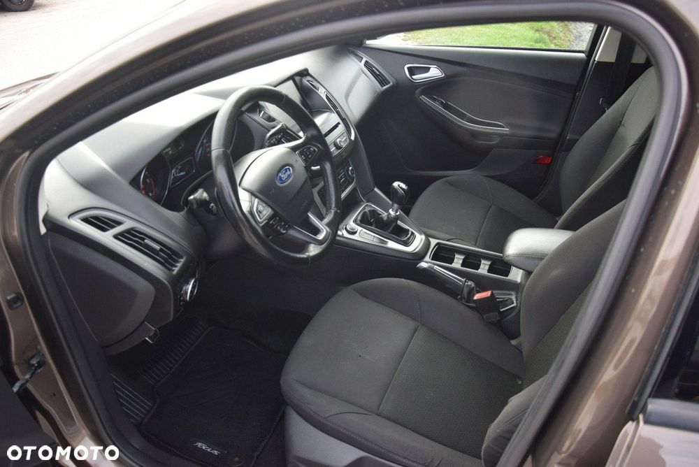 Ford Focus 1.5 EcoBlue STart-Stopp-System TITANIUM - 17