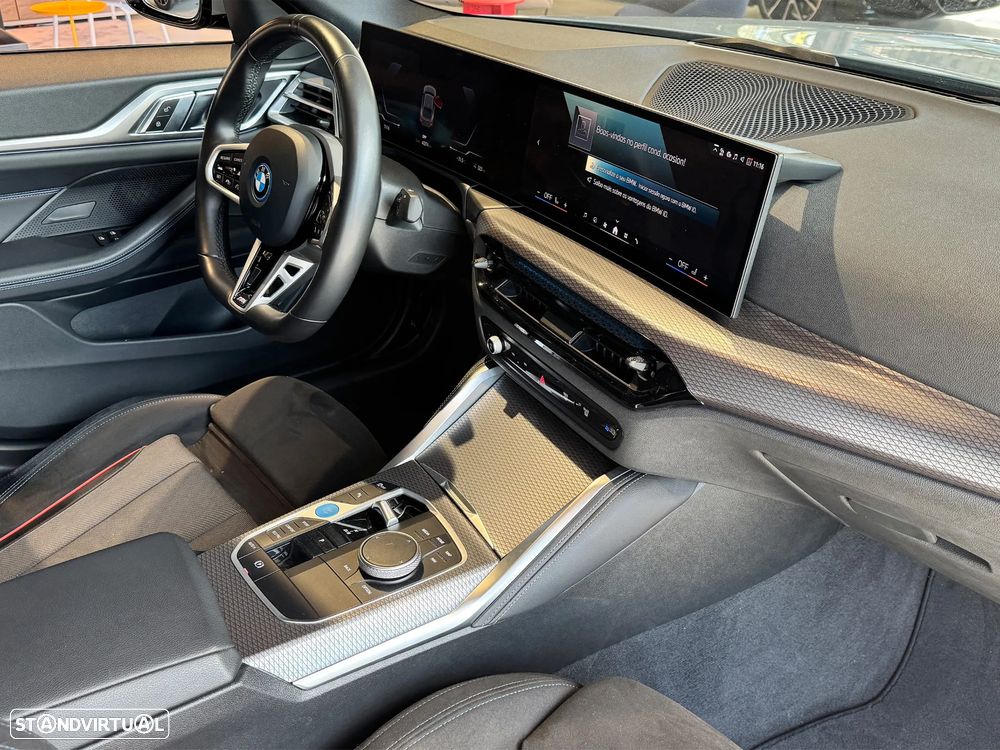 BMW i4 eDrive40 Pack Desportivo M - 12