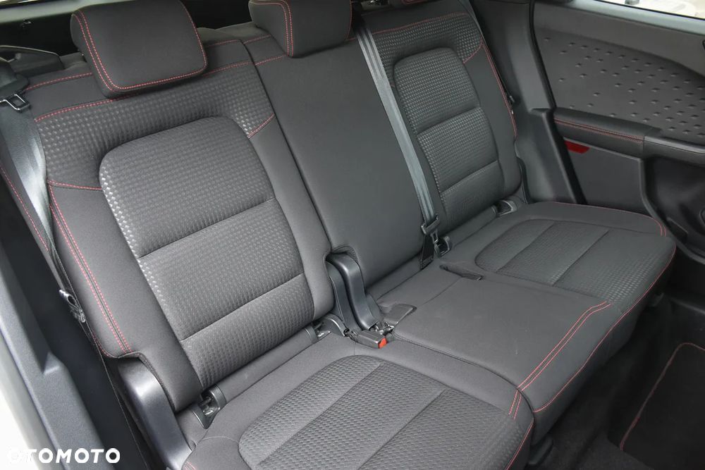 Ford Kuga 1.5 EcoBoost FWD ST-Line X - 37