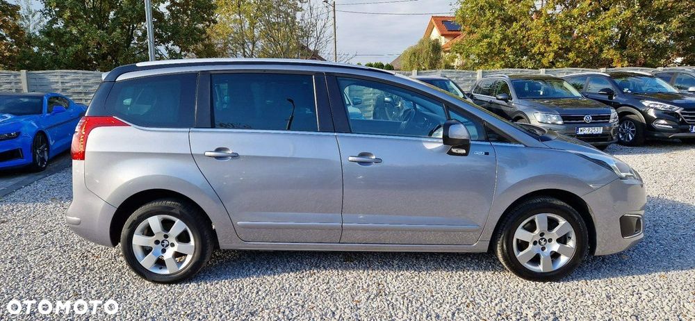 Peugeot 5008 - 13