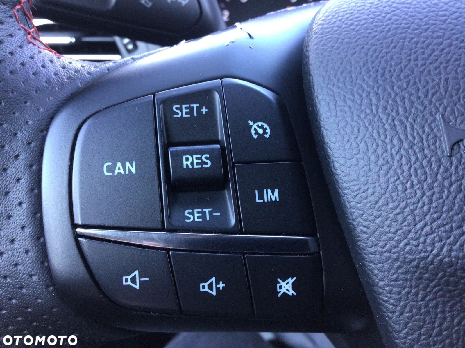 Ford Focus - 13