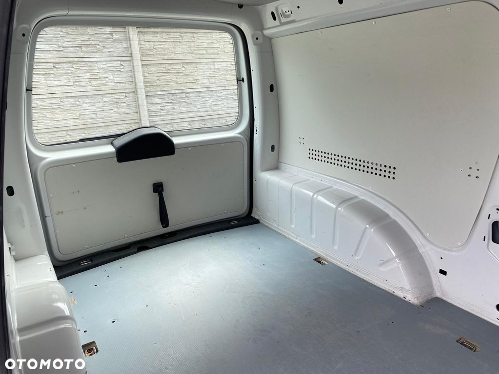 Volkswagen CADDY - 23