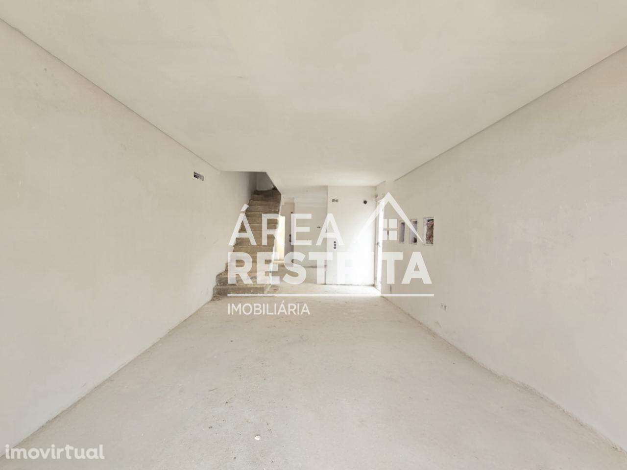 MORADIA GEMINADA T3  QUINTA DAS LARANJEIRAS - FERNÃO FERRO - Grande imagem: 3/27