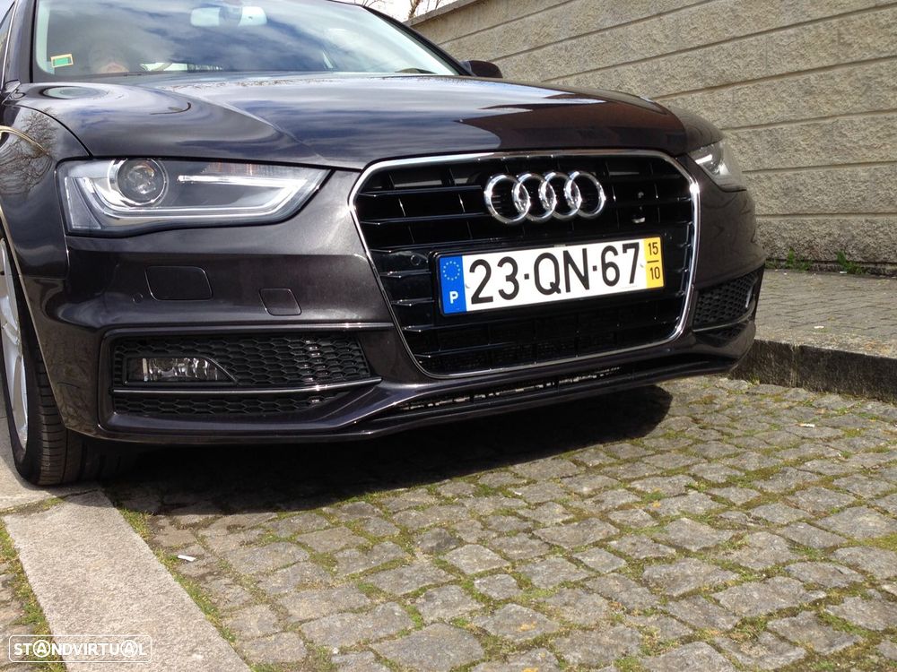 Audi A4 2.0 TDI Business Line S-line - 3