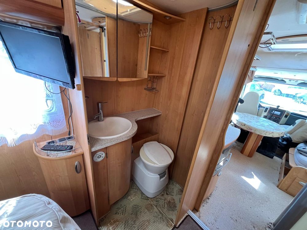 Mercedes-Benz Sprinter - 10