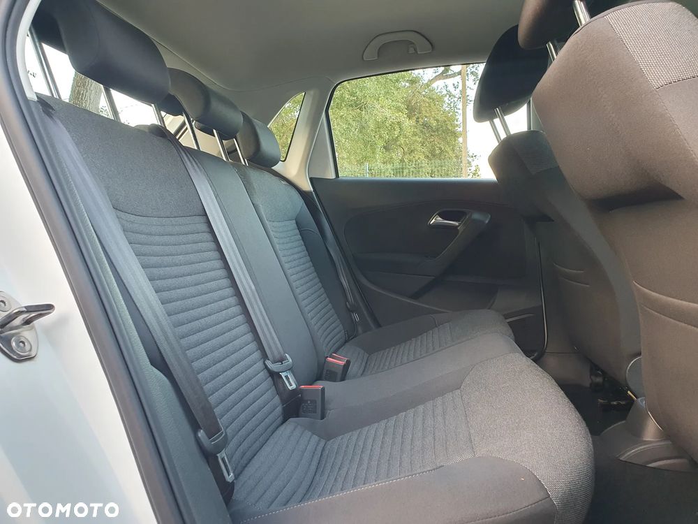 Volkswagen Polo 1.4 Comfortline - 6