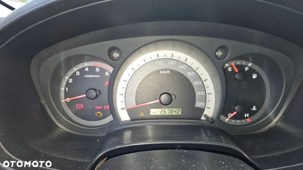 Isuzu D-Max 2.5d DC Basic - 7