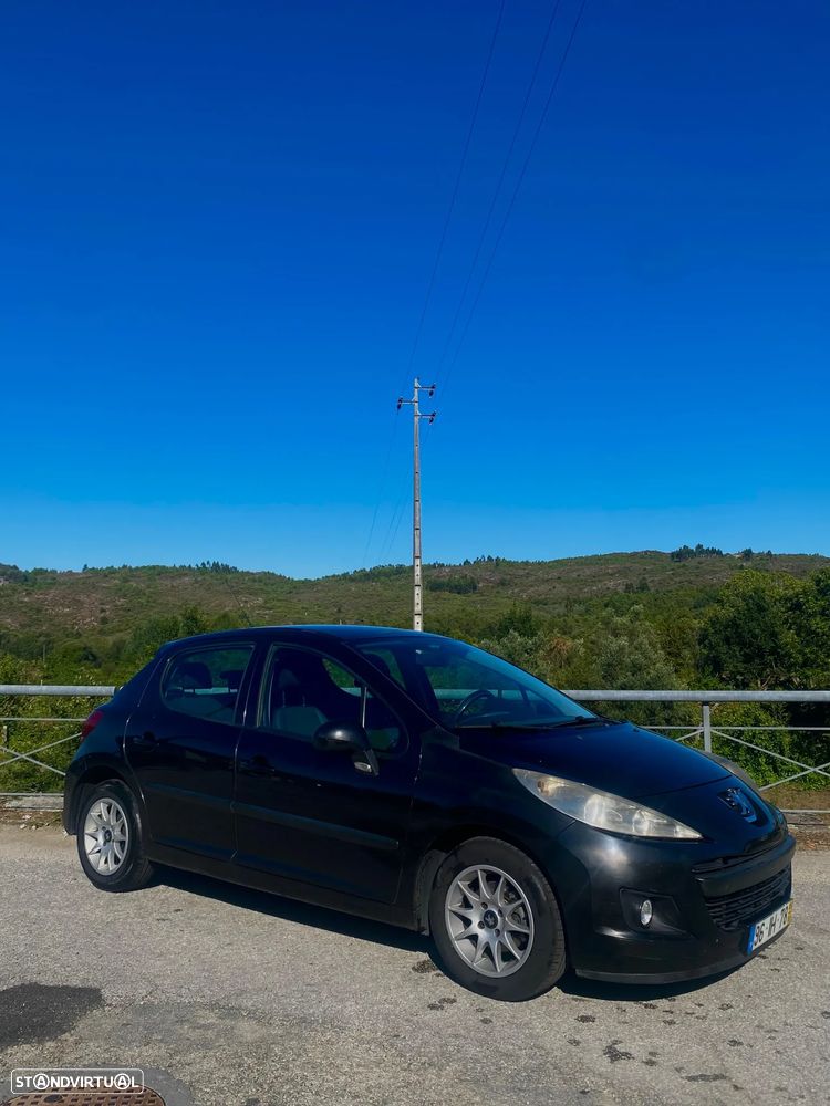 Peugeot 207 - 3