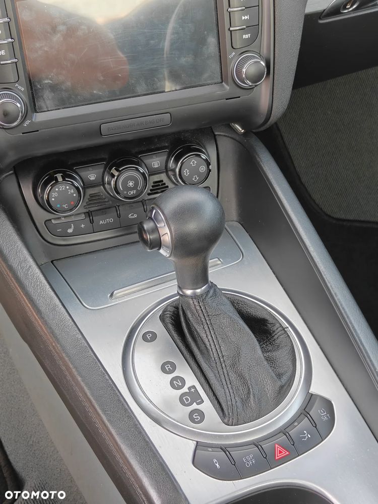 Audi TT Coupé 3.2 quattro DSG - 12